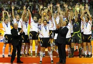 Những kỷ lục mới ảnh 2