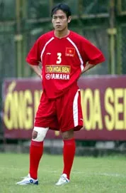 Huy Hoàng lập kỷ lục chuyển nhượng: 1,8 tỷ đồng ảnh 1