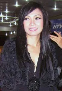 Ca sĩ Phương Thanh sẽ kiện Hương Trà?