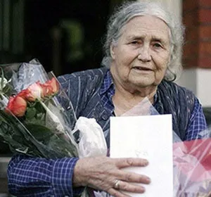 Bài 3: Những chuyện bên lề