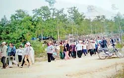 Độc đáo núi Cấm ảnh 2