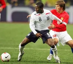 Kết quả vòng loại EURO 2008 rạng sáng nay: đảo lộn