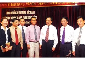 Thực hiện đúng nguyên tắc Đảng thống nhất lãnh đạo công tác cán bộ