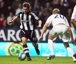 Phát súng ân huệ ở Newcastle ảnh 1