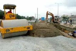 Xây dựng hầm vượt đường xuyên Á