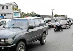 Xe cộ đổ dồn gây kẹt phà Cần Thơ thường xuyên