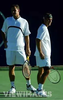 Đến lượt Llodra nối gót Clement ảnh 1