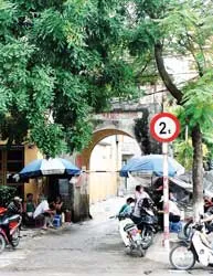 Những chiếc cổng làng... ảnh 3