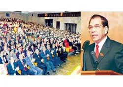 Hà Nội và TPHCM: Mít tinh trọng thể kỷ niệm 90 năm Cách mạng Tháng Mười Nga