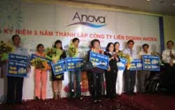 Trao thưởng chương trình “Mua thuốc Anova – Trúng xe hơi Captiva, Attila và Dola”