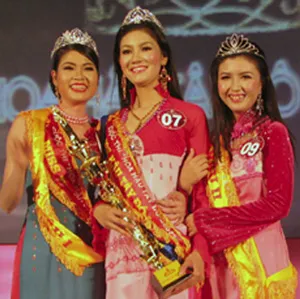 Loạn thi hoa hậu!