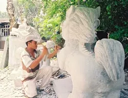 Trăn trở... đá Bửu Long