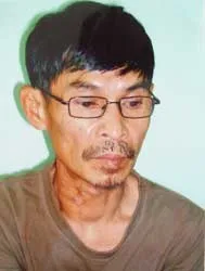 Khủng bố đội lốt dân chủ ảnh 2