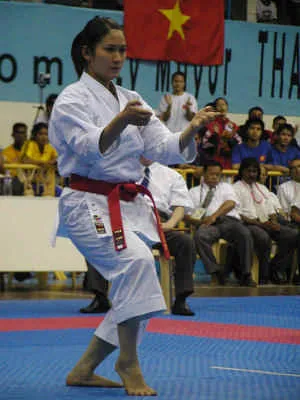 Thêm một ngày "đói"...vàng! ảnh 2