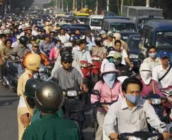 Điều chỉnh giao thông gây kẹt xe kéo dài