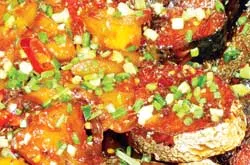 Cá kho nước dừa