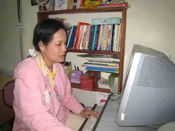 Dệt đời từ tận cùng nỗi đau