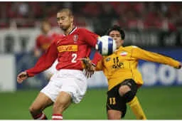 Đối đầu với phong cách bóng đá Anh ảnh 1