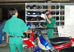 24 giờ - Đường dây nóng