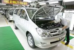 Đầu tư vào ngành ô tô Việt Nam