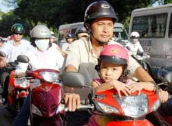 Đa số người dân chấp hành nghiêm chỉnh