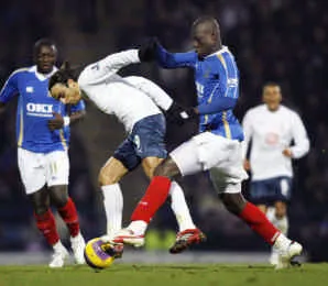 Hay không bằng hên ảnh 3