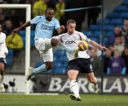 Hay không bằng hên ảnh 2