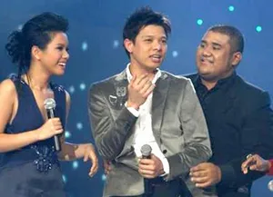 Đêm qua, tại cuộc thi Asian Idol 2007: Hady Mirza bất ngờ đoạt giải ảnh 2