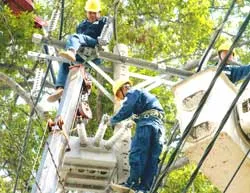 EVN mong... “thượng đế” bớt “xài”