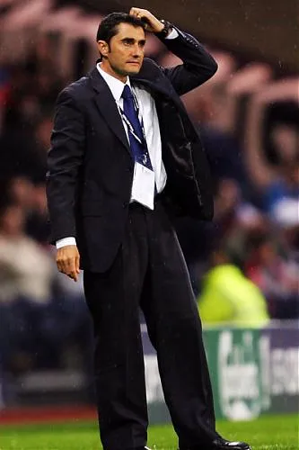 Ác mộng của Rijkaard  và Ronaldinho ảnh 2