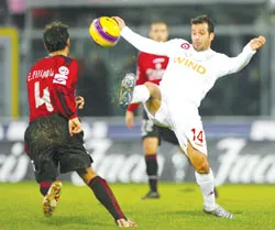 Roma phải cải thiện đội hình ảnh 1