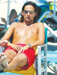 Trận derby ở...Miami và Maldive ảnh 1