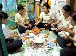 Bài 2: Trăn trở ở - về