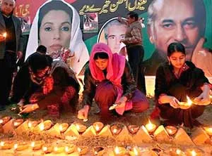 Chủ tịch mới đảng Nhân dân Pakistan: Con trai bà Bhutto ảnh 2