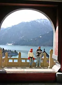 Thiên Sơn và thế giới võ hiệp