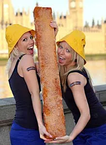 Lát cá chiên lớn nhất thế giới