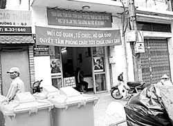 Trụ sở phường: Sao không “cải cách”?