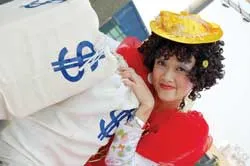 Giải trí Tết Mậu Tý : Ngồi nhà… xem phim ảnh 1