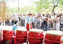 Đi xem “Door Show” Tết Mậu Tý