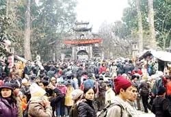 Khai hội chùa Hương xuân 2008: Rằng vui thì thật là vui…