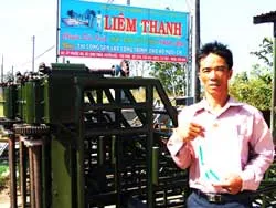 Tỷ phú… “cạp” đất!