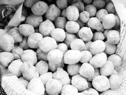 Bánh khẩu thuy của ngày hội Lồng Tồng