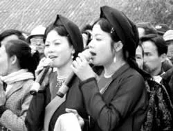 Về với Hội Lim