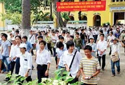 Mở nhiều trường đại học để làm gì?