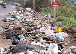 Ngổn ngang… thực hiện “Năm nếp sống văn minh đô thị” - Bài 1: Chuyện về rác!