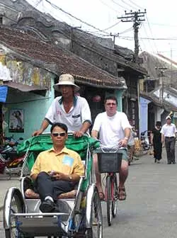 Phố cổ “lên đời”!