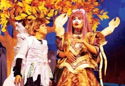 Xã hội hóa sân khấu : Khán giả được lợi