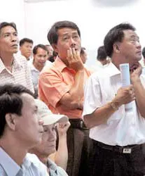 Nhà đầu tư tránh bị tâm lý chi phối ảnh 2