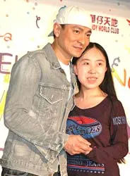 “Fan cuồng” kiện Lưu Đức Hòa ảnh 2