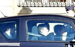 Vụ tai tiếng ở Ngân hàng Société Générale - Bài 4: Cuộc “so tài” giữa các trader